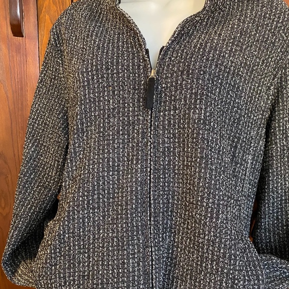 Sweaters - Blk/Wht  Zipped Cardigan, Sz L.           10-30DOG
